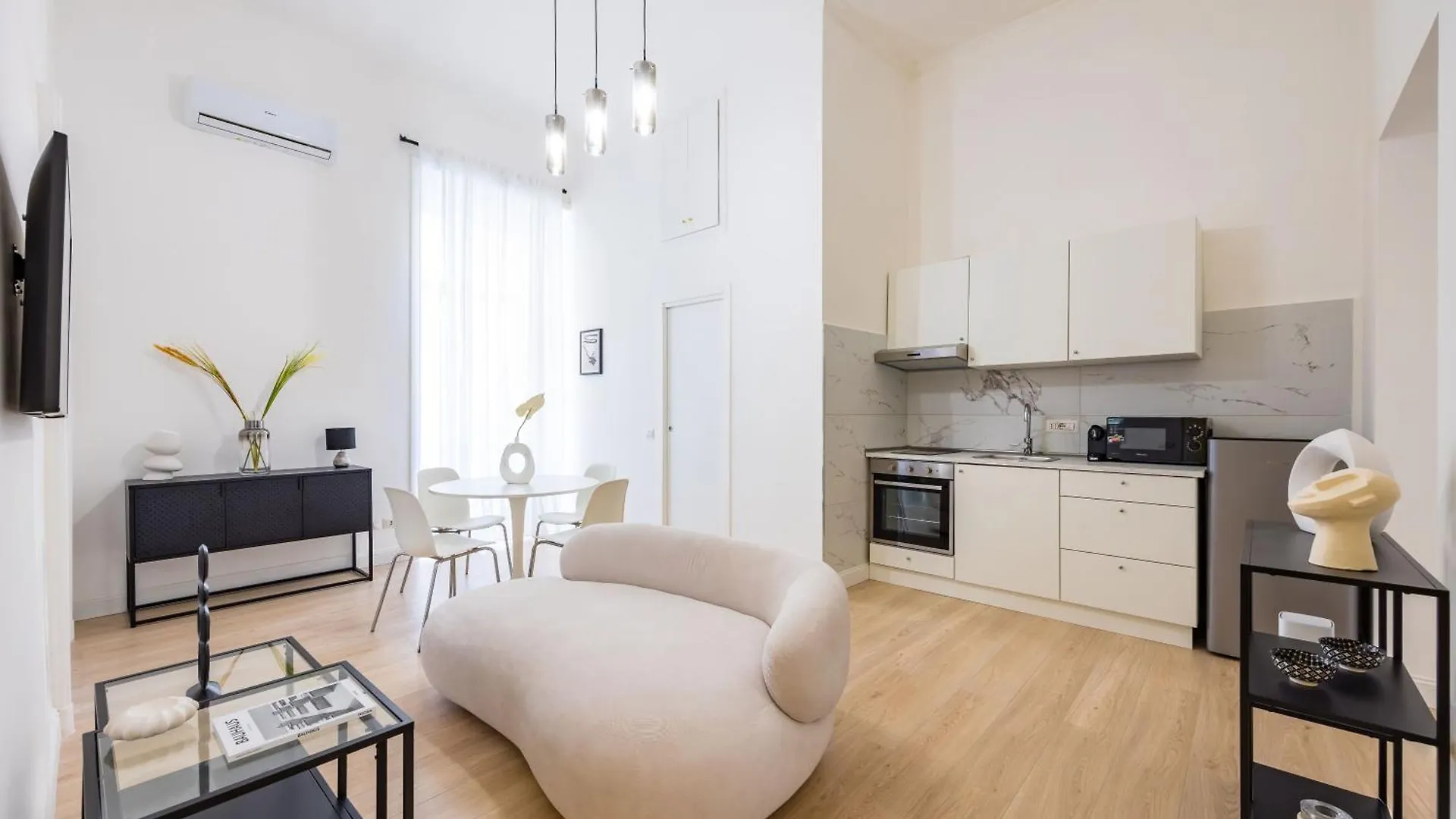 Blu Suite By Napoliapartments