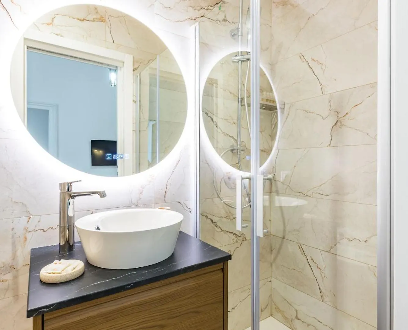 Blu Suite By Napoliapartments